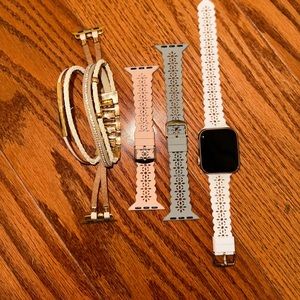 Rose Gold Apple Watch SE (Like New)